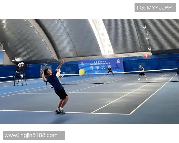 杨强独家分享网球心得与技巧助你提升球技的秘诀与经验 杨强独家分享网球心得与技巧助你提升球技的秘诀与经验